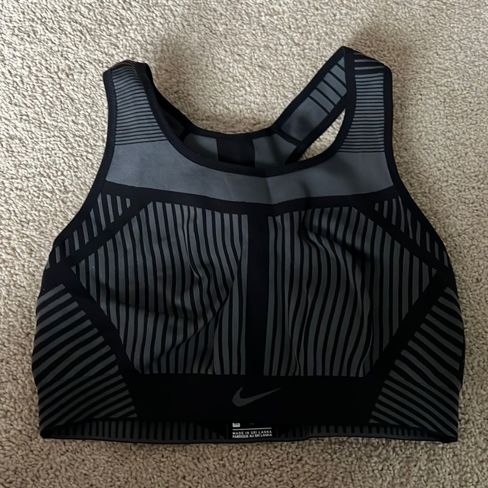 Nike Sports bra/top